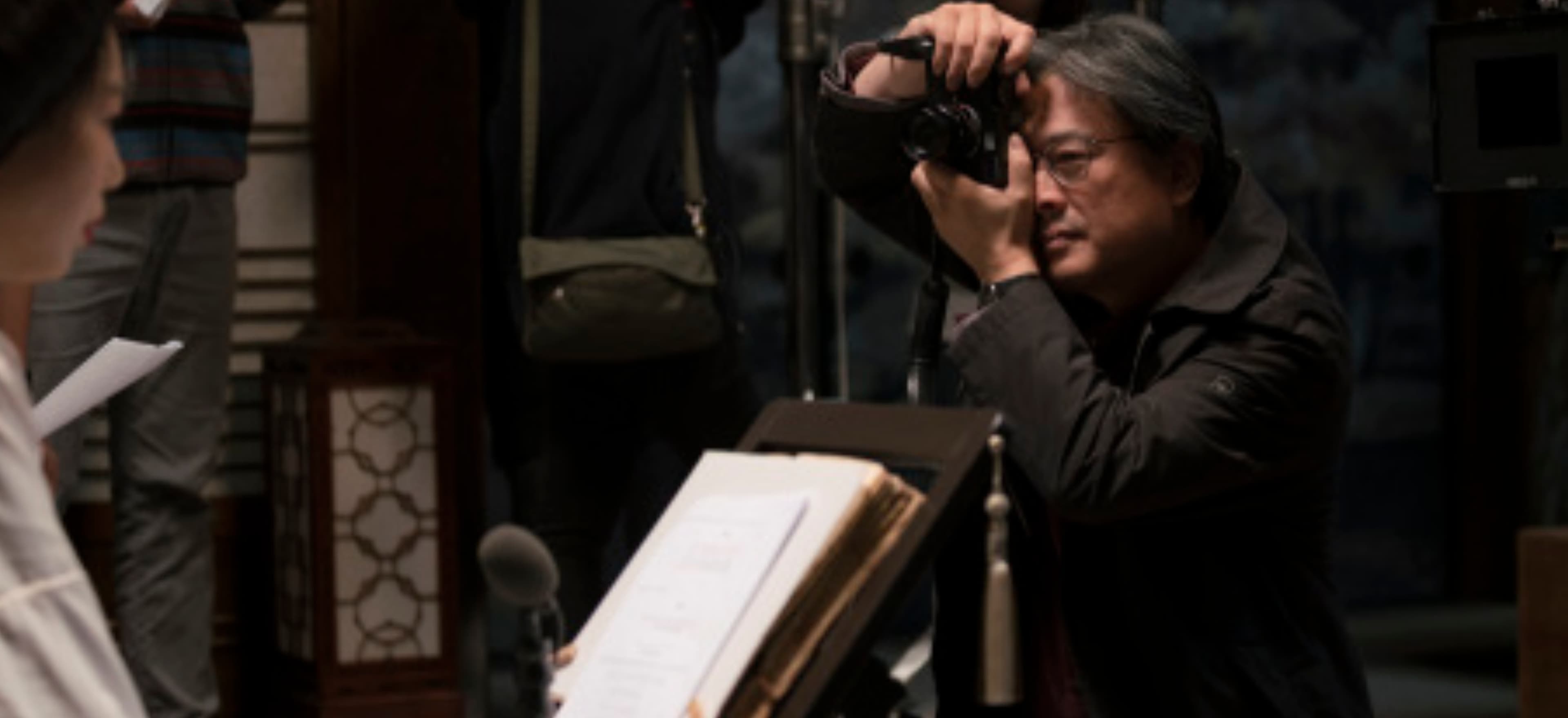 아름다움으로 잔혹함을 묻다