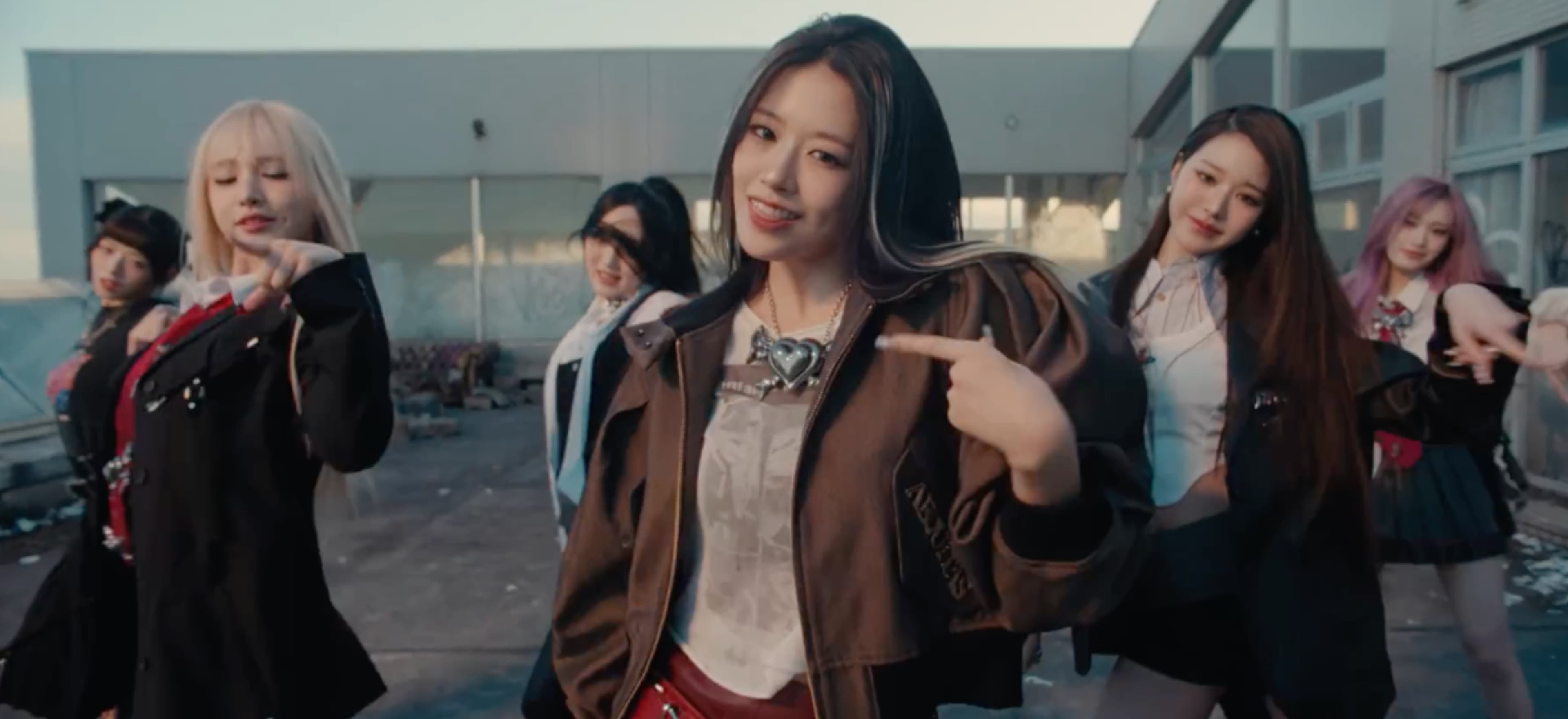 IVE 아이브 'REBEL HEART' Performance Video